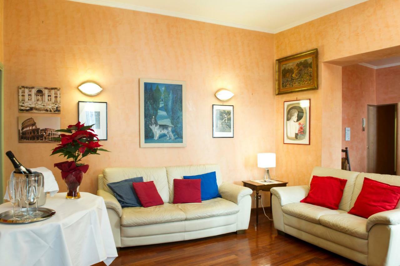 Gregoriana House - Appartamento Con Vista Su Roma Exteriér fotografie